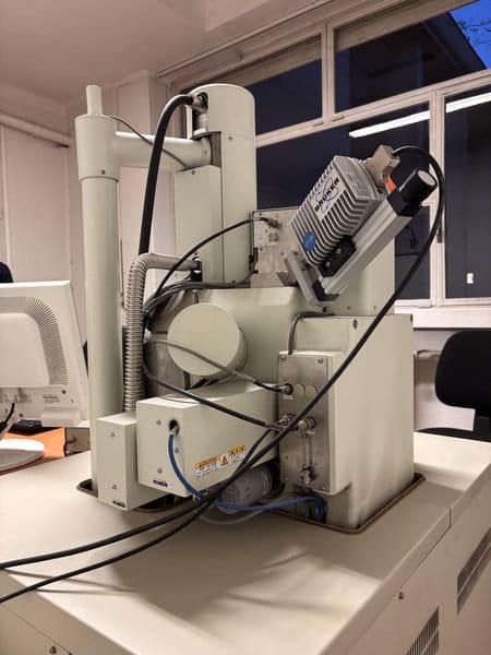 SEM JEO 003 JEOL JSM 6490LV Scanning Electron Microscope 02 Regen Microscopy used second hand electron microscope for sale