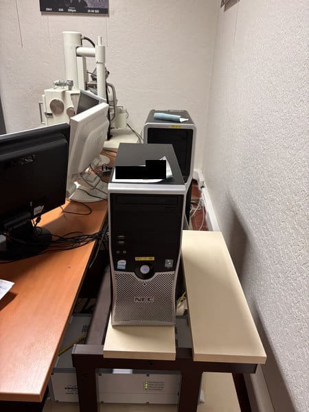 SEM JEO 003 JEOL JSM 6490LV Scanning Electron Microscope 06 PC Regen Microscopy used second hand electron microscope for sale