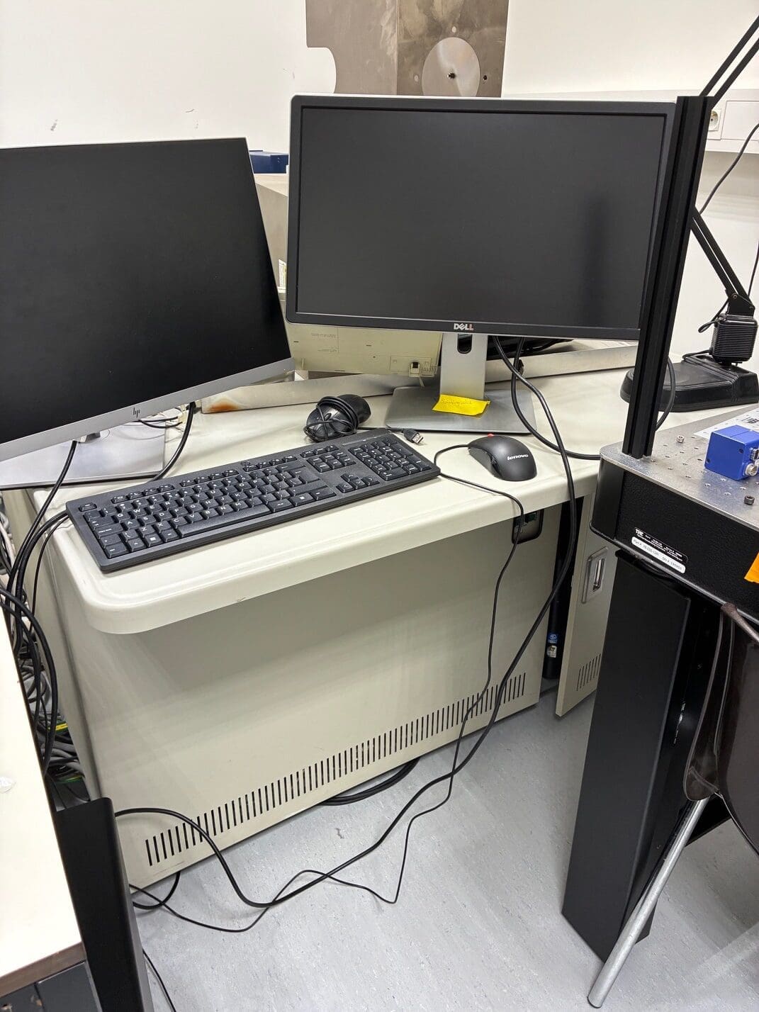 SEM JEO 005 JEOL JSM 7401F Scanning Electron Microscope 04 2 Regen Microscopy used second hand electron microscope for sale